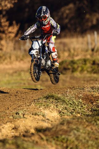 🏁 YCF Lite F88 – nejlepší první moto pro malé závodníky! Pro děti, které začínají – bezpečný a přesto super zábavný...