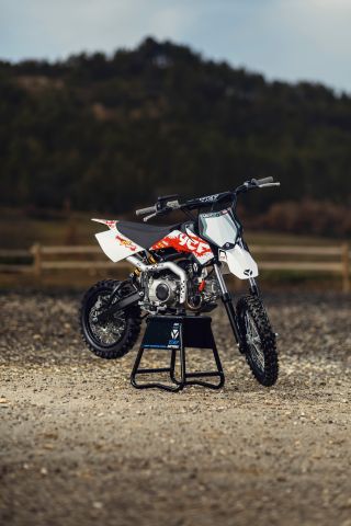 🔥 YCF Lite F125 – nejlepší start do světa pitbiků! Lehký, hravý a ideální pro děti i úplné začátečníky. Motor 125ccm má...